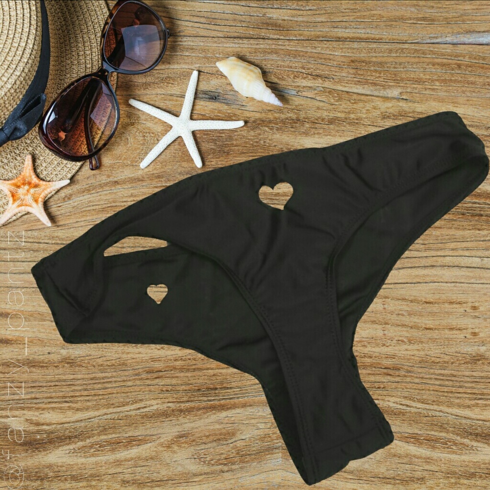 Bikini bottom cheeky cut out - Picture 6 of 8